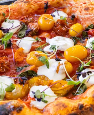Winner winner, pizza for dinner? A HUGE congratulations to @sixhillscafebakerypizzeria for winning this year’s Britain’s...
