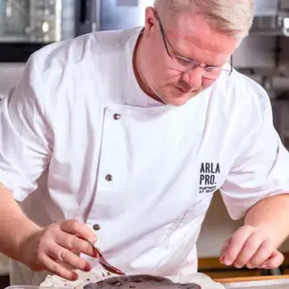 Get the Best Cheesecake Inspiration and Tips from Arla Pro Chefs