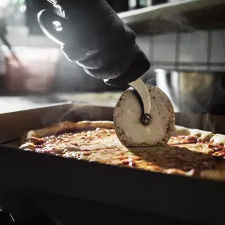 Conseils de pro pour améliorer vos pizzas à emporter ou en livraison